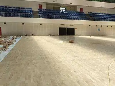 舞台地板_地板舞台图片_地板舞台弧形墙面板处怎么处理