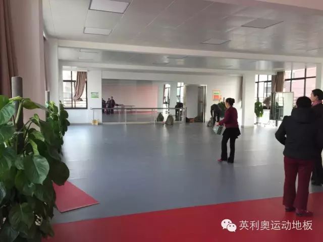 体育木地板专业生产厂家_体育运动木地板施工_体育木地板专业施工团队