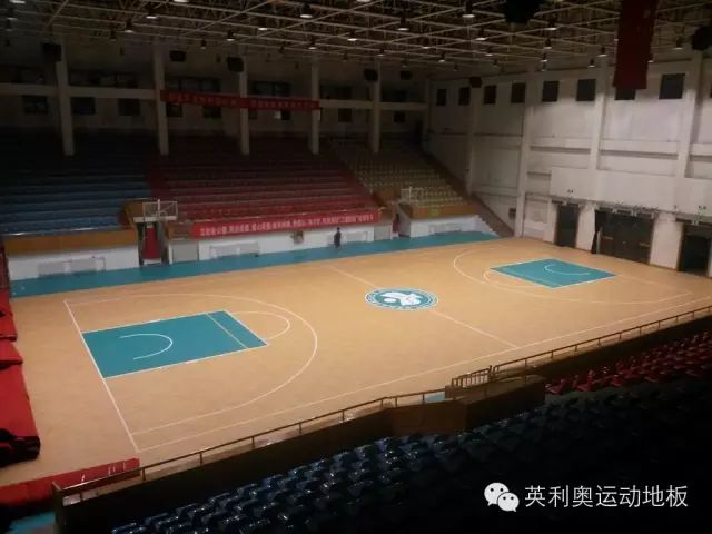 体育木地板专业施工团队_体育运动木地板施工_体育木地板专业生产厂家