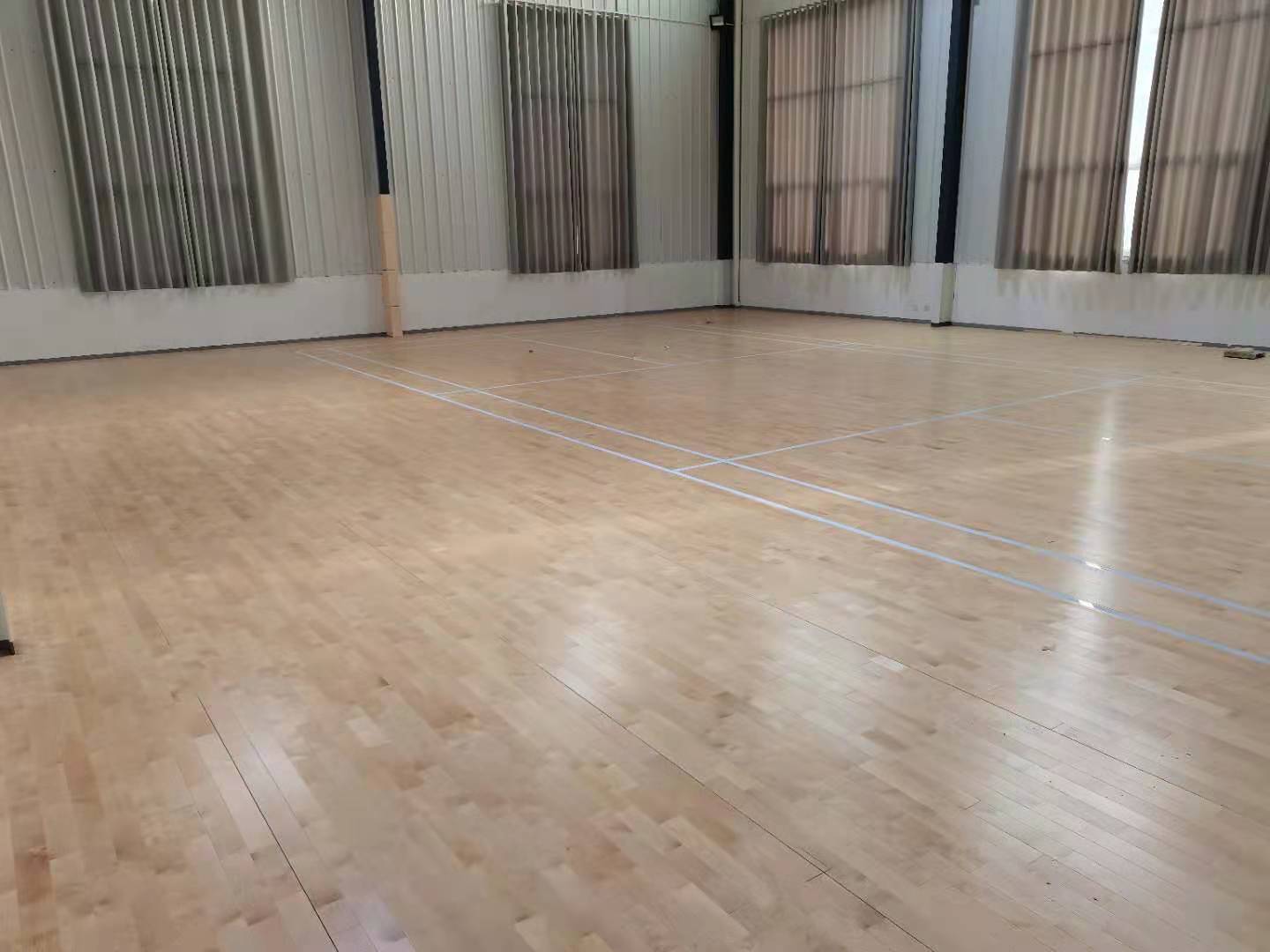 实木体育地板 佛山体育馆运动木地板安装 选 免费邮寄样品